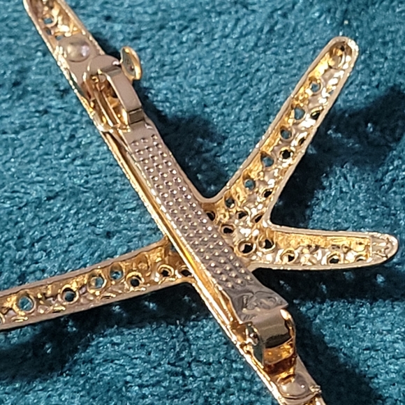 Beach - Resort Wedding Jewelry Set | Earrings with Hair Jewelry Clip - Picture 4 of 5